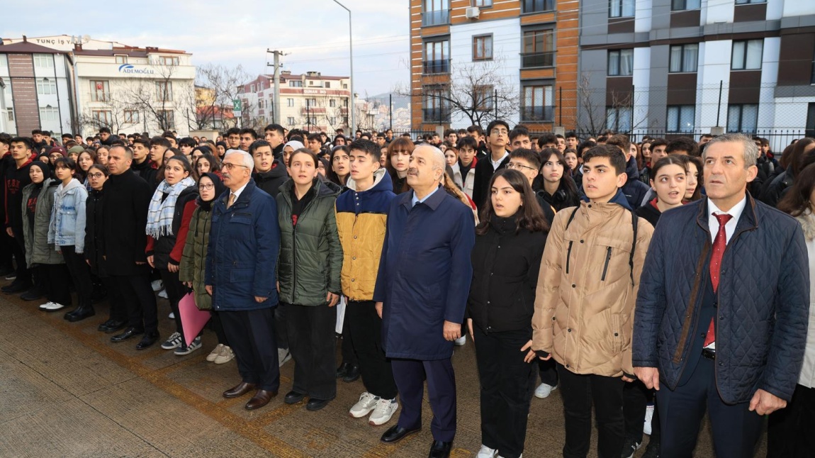 İlçe Kaymakamı, İlçe Belediye Başkanı ve İlçe Milli Eğitim Müdürümüzün Okulumuza Ziyareti